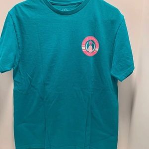 Love & Pineapples dare to be different shirt